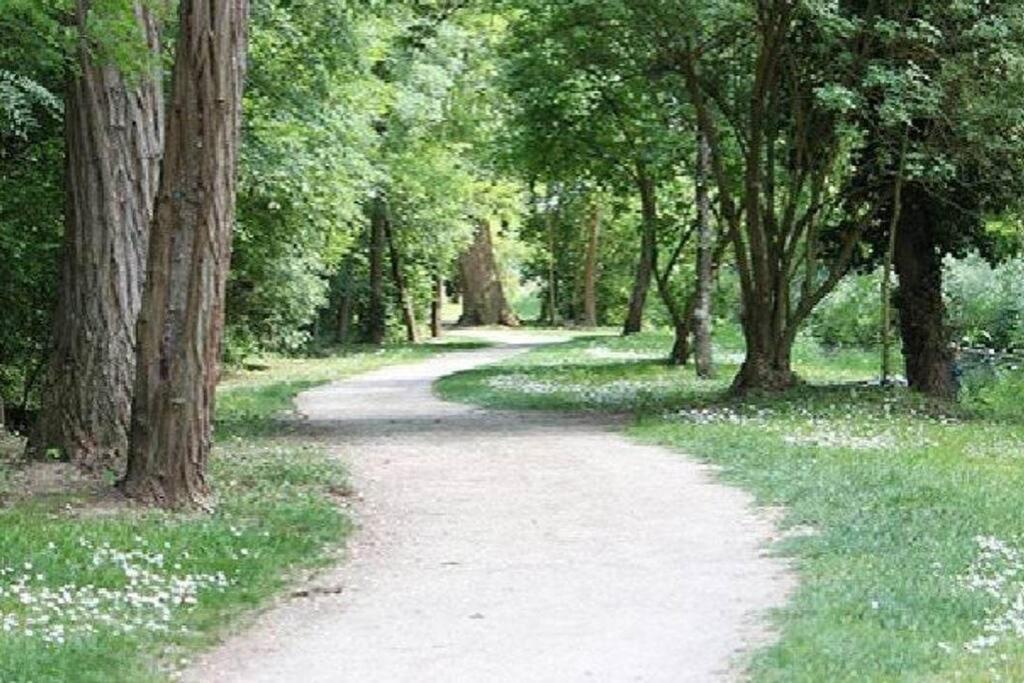 Chez La Baronne Apartment Brussels Ngoại thất bức ảnh